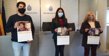 Fiestas presenta el calendario solidario de Pobladores cuya recaudación se destinará a Integra-T