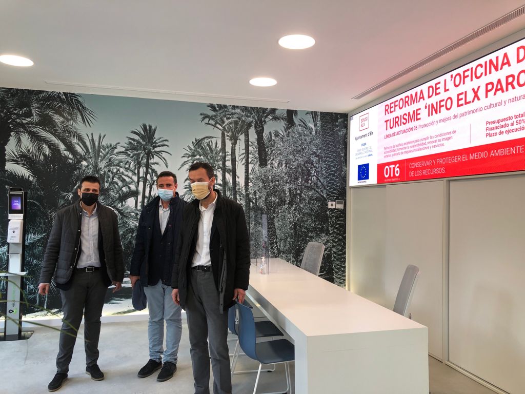 Visita nueva oficina de Turismo Elche