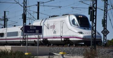 Cerca de 12.000 pasajeros han utilizado la estación del AVE de Elche desde su puesta en marcha
