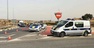 La Policía Local de Elche intensifica la coordinación con la Policía Nacional en el control del tercer cierre perimetral de fin de semana