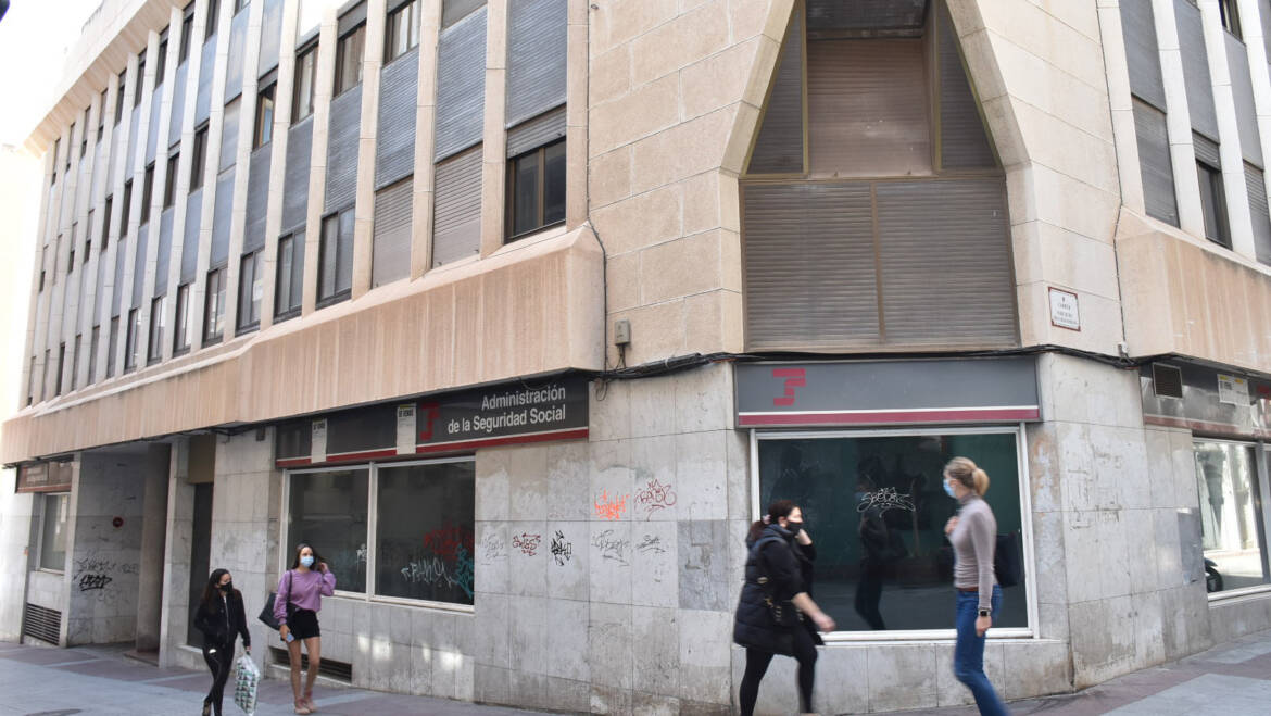 El Ayuntamiento pide al ministerio la cesión gratuita del antiguo edificio de la Tesorería para albergar servicios municipales