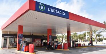 Pimesa da un nuevo impulso a la gasolinera de la Estación de Autobuses con más servicios y precios más competitivos