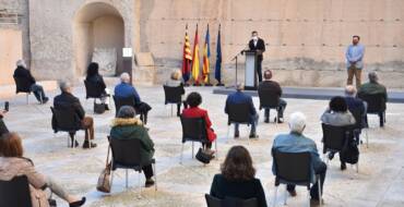 L’Ajuntament reconeix la labor exercida de 19 funcionaris jubilats enguany