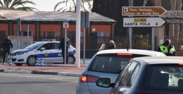 La Policía Local de Elche registra 79 propuestas de sanción durante el último fin de semana del cierre perimetral