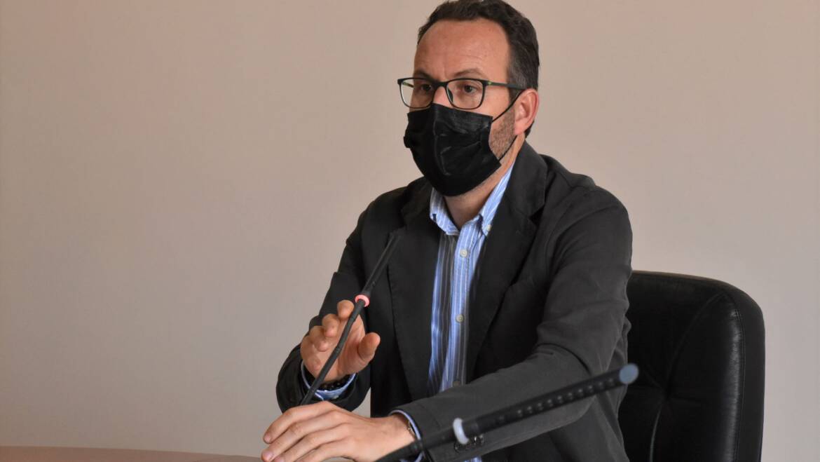 L’Ajuntament trau a concurs l’adquisició d’una dotzena de vehicles híbrids per a la Policia Local