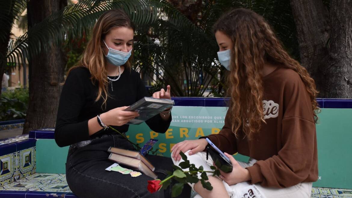 El Equipo de Gobierno se vuelca en la promoción de la lectura y muestra su apoyo al sector cultural con numerosas acciones en el Día del Libro