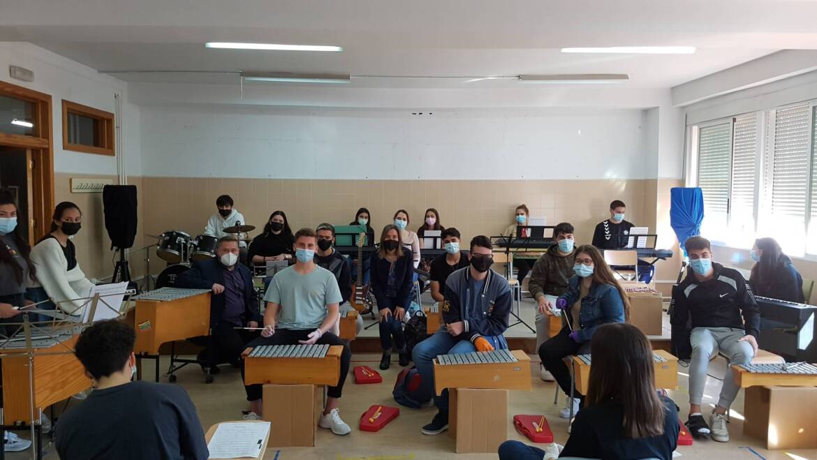 Los concejales de Educación e Igualdad elogian las iniciativas educativas del IES Sixto Marco sobre Música e Igualdad