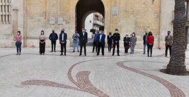 L’Ajuntament guarda un minut de silenci en repulsa de l’últim assassinat masclista