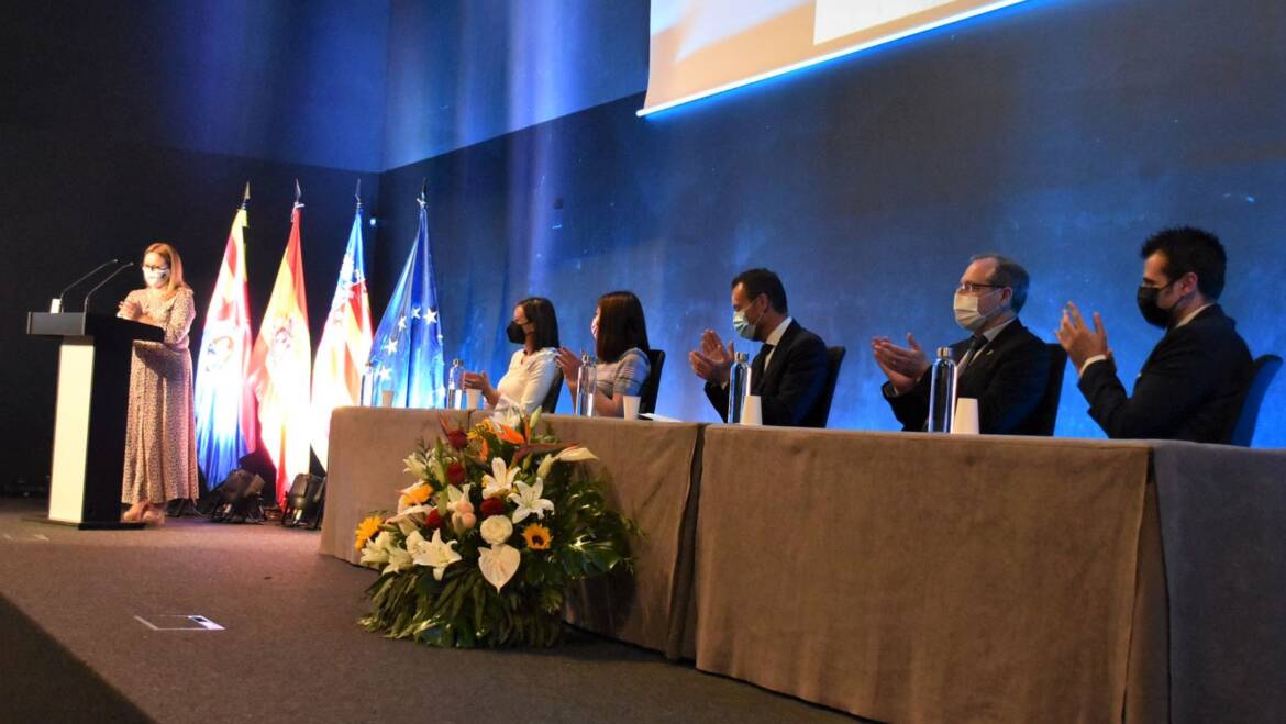 El Centre de Congressos acull el reconeixement dels Moros i Cristians d’Elx com a Festa d’Interés Turístic Autonòmic de la Comunitat Valenciana