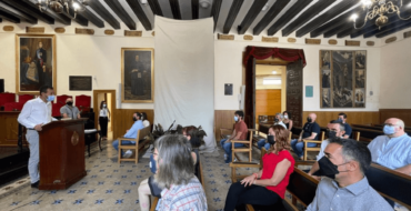 El Saló de Plens de l’Ajuntament d’Elx acull la presa de possessió de 10 nous funcionaris
