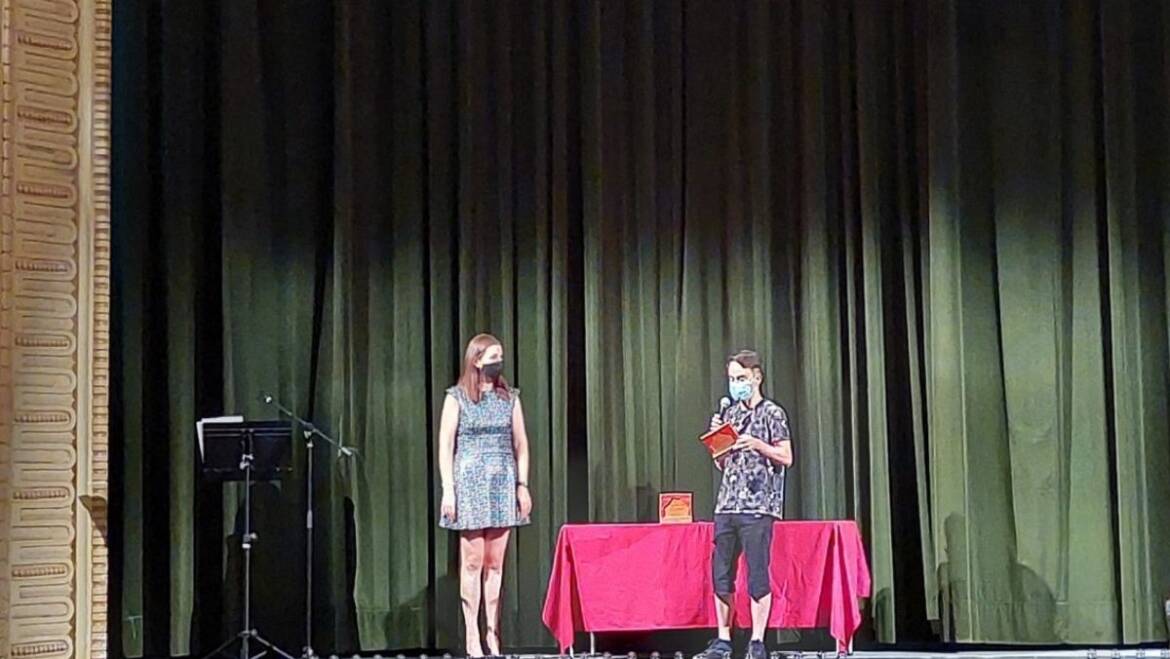 Sis companyies impulsen la mostra de teatre jove “Óscar Martín” en la seua vint-i-tresena edició