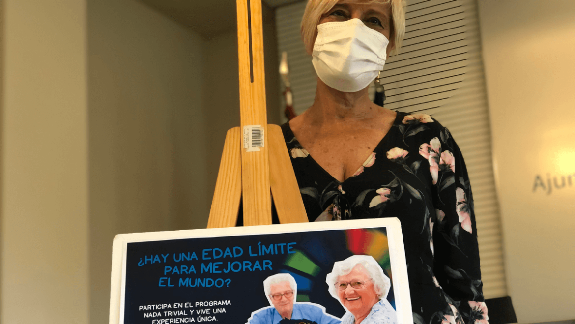 El Ayuntamiento y Jovesólides organizan una jornada de actividades lúdicas para favorecer la integración social de las personas mayores