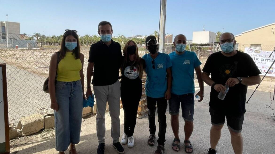 La Plataforma Ayuda a Personas Refugiadas en colaboración con el Ayuntamiento de Elche envía un contenedor de ayuda humanitaria a Siria