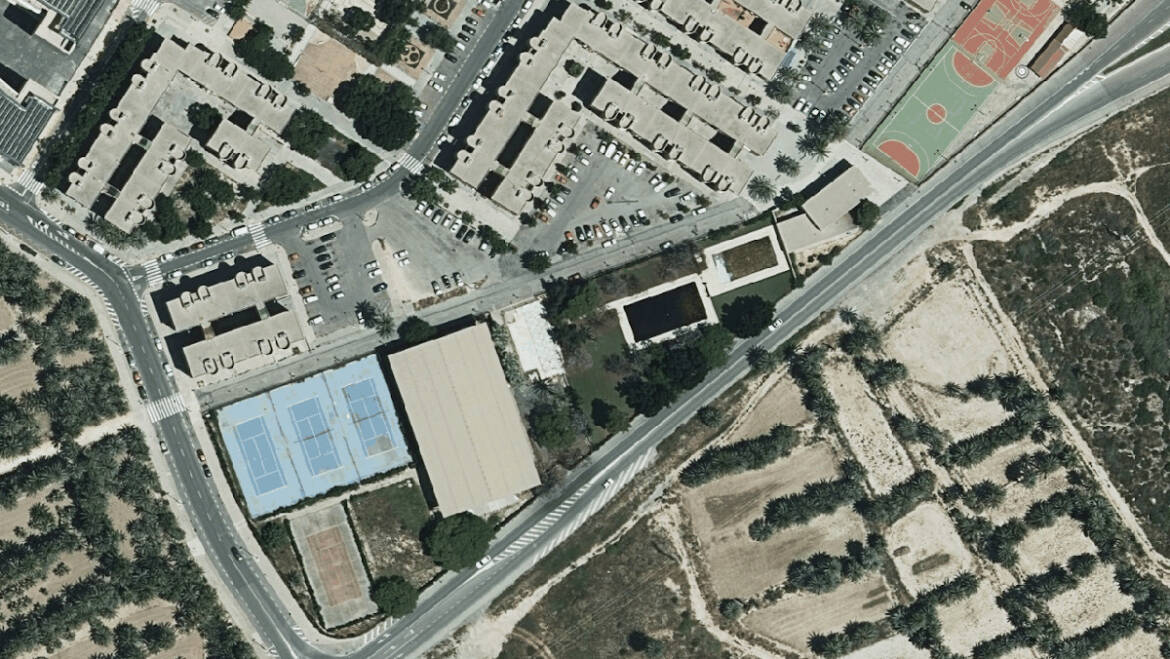 La Junta de Gobierno Local saca a concurso las obras de reforma del Polideportivo de Palmerales