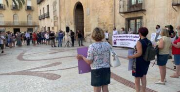 El Equipo de Gobierno respalda las reivindicaciones de los familiares de la residencia de mayores de Altabix