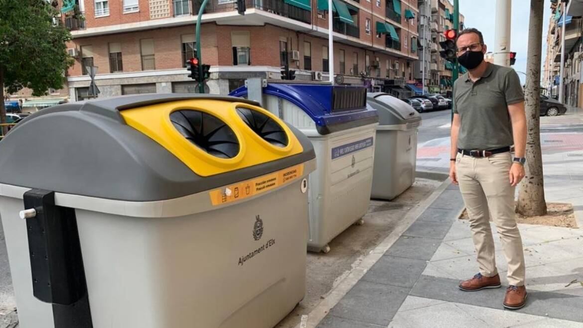 Impulso a la modernización urbana de El Toscar con la renovación de aceras, nuevos contenedores y mejora de espacios públicos