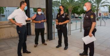 La Policía Local abre 96 actas por consumo de alcohol en la calle y 18 por intervención de pirotecnia  en una Nit de l’Albà tranquilla y con escasa presencia de carretillas