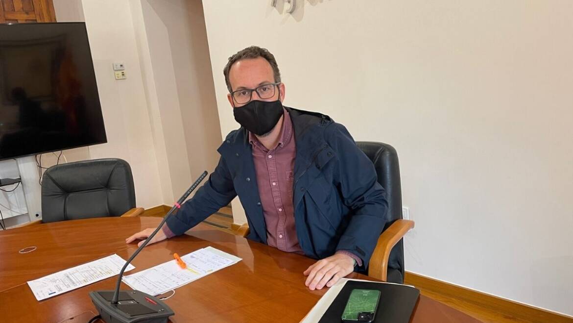 Elche vuelve a concurrir a las ayudas de la Educación para financiar actividades extraescolares y clases de apoyo educativo para los alumnos de 3 a 18 años