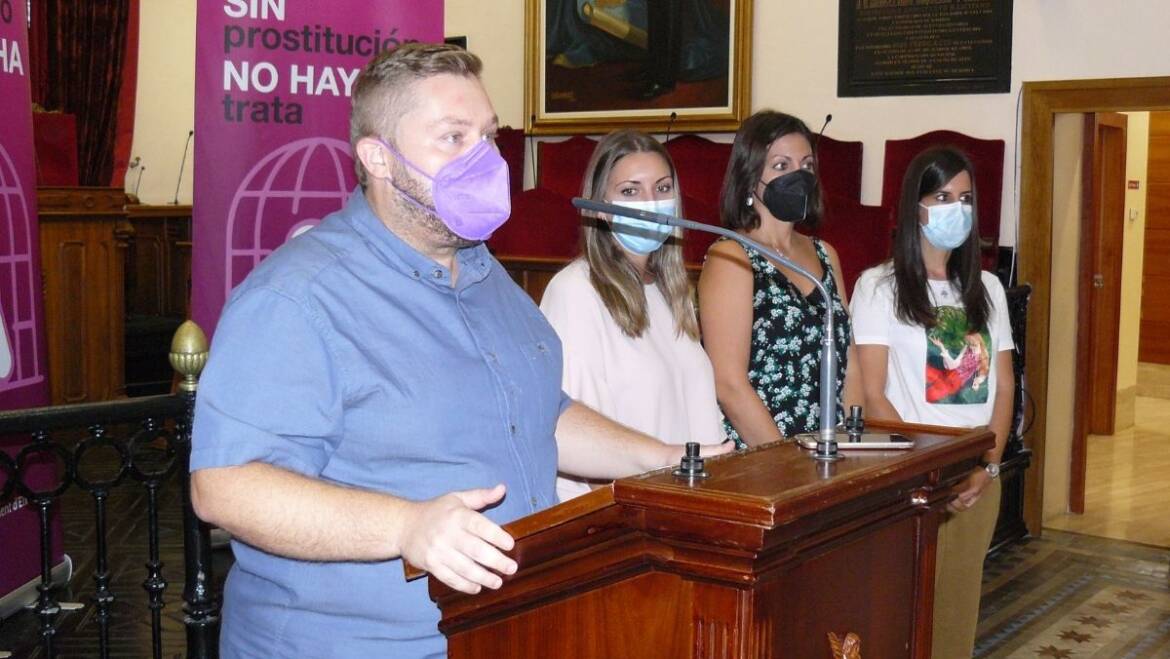Elx diu no a l’explotació sexual i el tràfic de dones i de menors