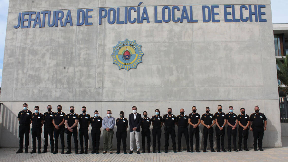La incorporación de 25 agentes en la Policía Local permitirá la puesta en marcha de la Unidad Rural de Seguridad y la Unidad de Mediación y Delitos de Odio