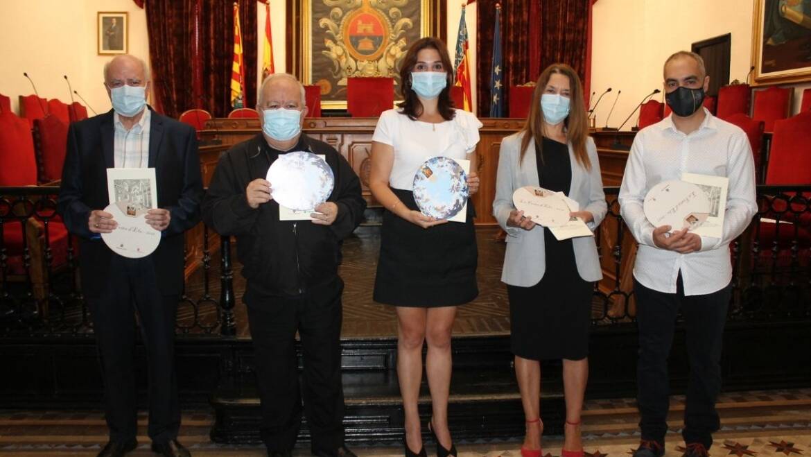 El Salón de Plenos acoge la presentación del abanico para el Misteri de 2021