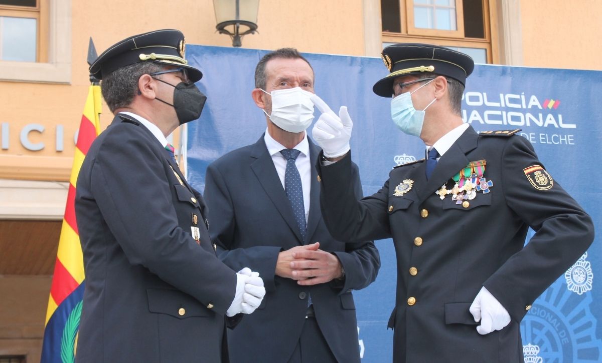 Patrón policía nacional - 1