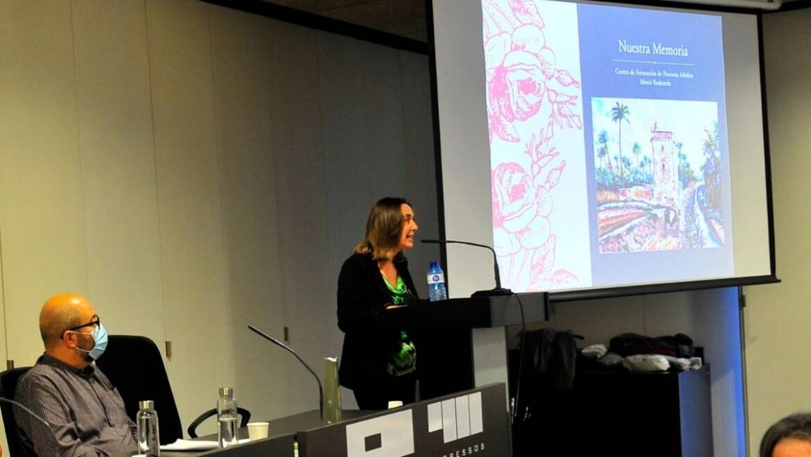 El libro “Nuestra memoria” de la escuela de adultos Mercè Rodoreda rinde homenaje a una generación silenciada de ilicitanas