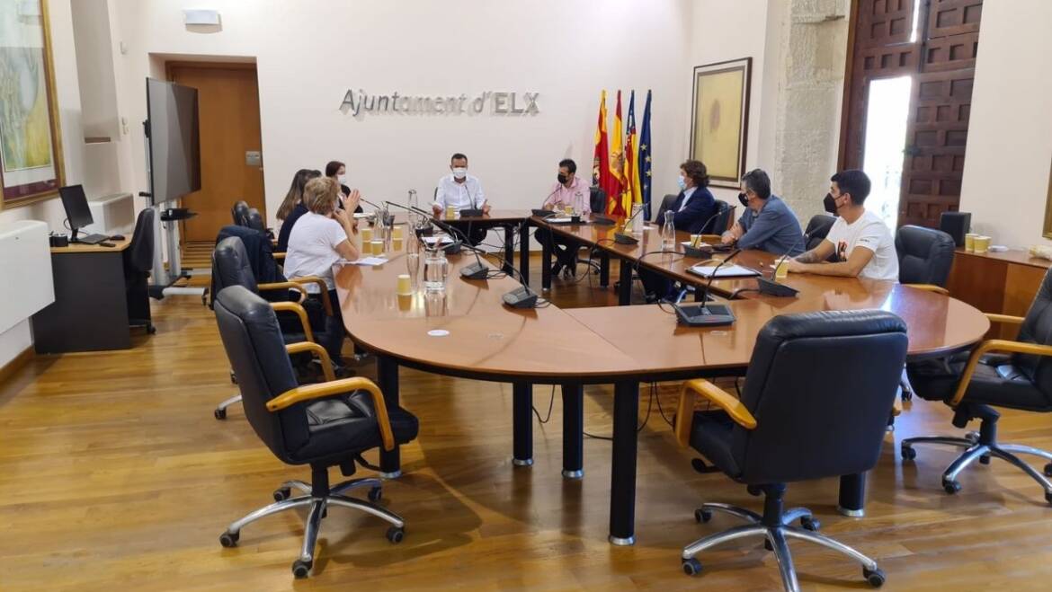 El Mercado Central provisional se convertirá en definitivo con un edificio emblemático y un aparcamiento subterráneo en José María Buck