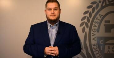 ‘Tus hijos e hijas son como esponjas’, campaña del Ayuntamiento para prevenir el consumo del alcohol en Navidad