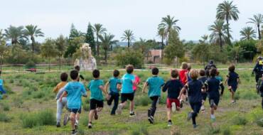 Más de un millar de niños y niñas participan en el Cross Escolar disputado en La Alcudia