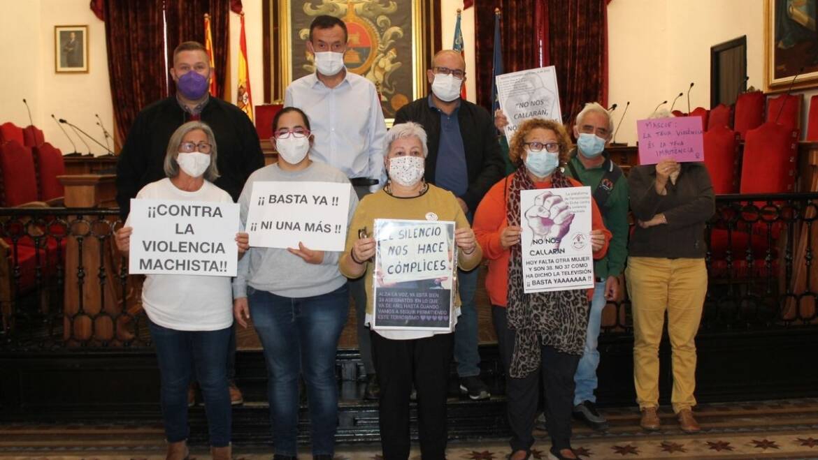 L’Equip de Govern dona suport a la Plataforma de Pensionistes en la seua protesta contra la violència masclista