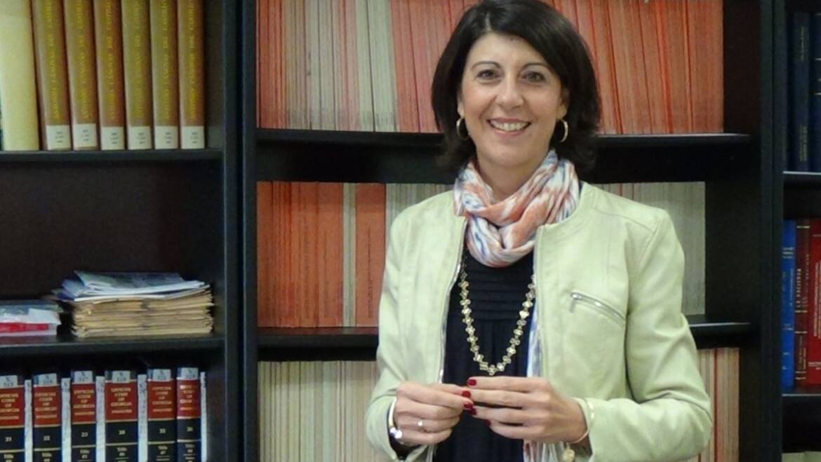 El Ayuntamiento entregará el Ram d’Or a la catedrática Olga Fuentes en el Día de la Constitución, el próximo 6 de diciembre