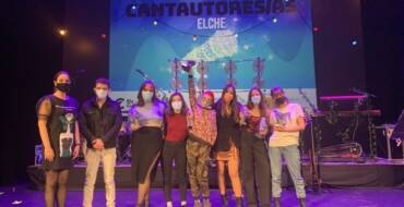 La malagueña Beatriz González gana la edición XXIII del Certamen Nacional de Jóvenes Cantautores de Elche
