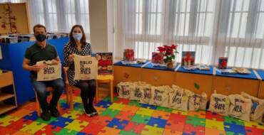La concejalía de Cultura pone en marcha una campaña para que todos los niños hospitalizados reciben un lote de libros
