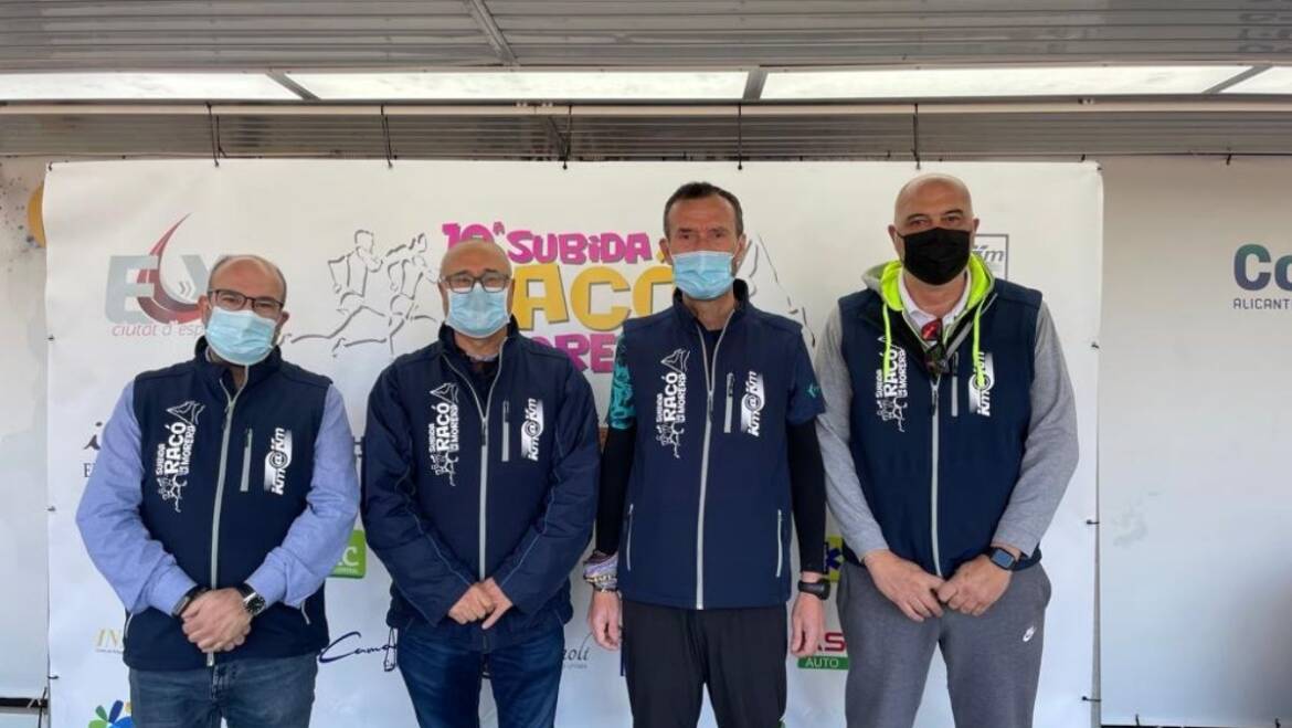 Prop d’un miler de persones participen en la desena pujada al Racó de la Morera