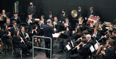 El Centro de Congresos acoge el concierto de Mig Any de la Asociación Festera de Moros y Cristianos de Elche