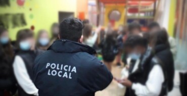 La Policía Local desaloja un establecimiento con 34 menores en su interior mientras consumían alcohol