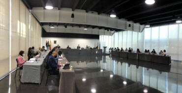 El pleno aprueba mociones para pagar impuestos por Bizum, declarar BIC Las Clarisas, aprobar la ley sobre bebés robados y apoyar la reforma laboral