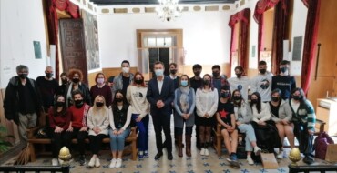 L’alcalde d’Elx destaca el treball dels alumnes del municipi que participaran en la fase final de la Lliga de Debat Xarxa Lluís Vives