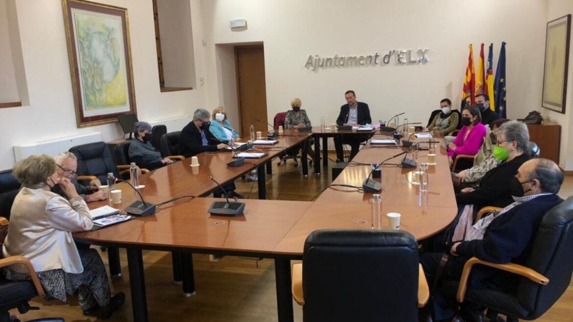 El Ayuntamiento apoya en sus reivindicaciones a las víctimas de bebés robados y de adopciones ilegales