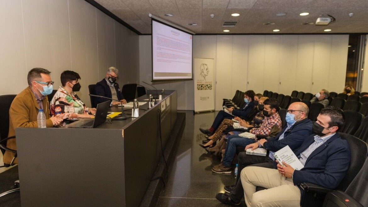 Elche participará en un estudio sobre el uso del valenciano en el comercio