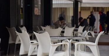 El Ayuntamiento amplía hasta final del año 2022 la exención de la tasa de mesas y sillas para la hostelería y restauración