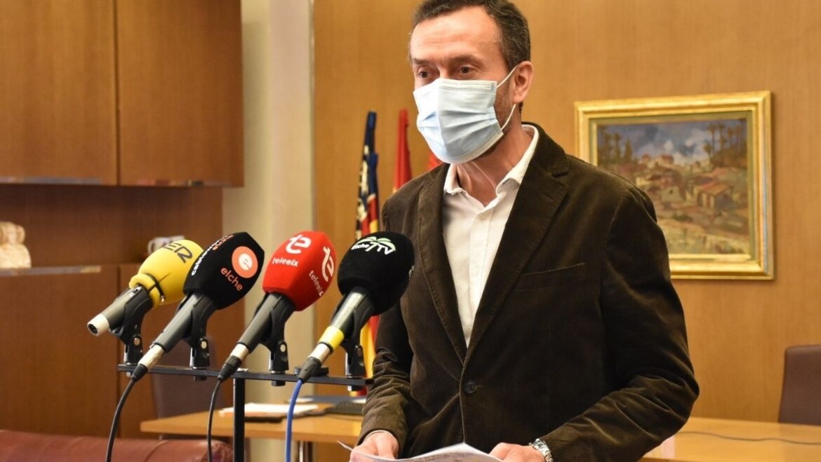 Los más de 2.700 jóvenes ilicitanos nacidos en 2004 se beneficiarán del Bono Cultural de 400 euros aprobado por el Gobierno de España