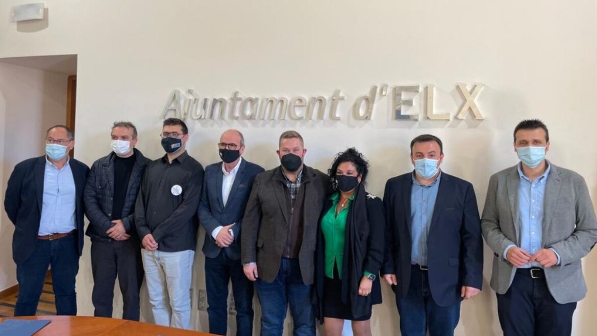 L’Ajuntament d’Elx col·labora amb la càtedra Tempe-Apsa de la UMH en la formació de 12 joves amb discapacitat intel·lectual per a facilitar la seua integració social i laboral