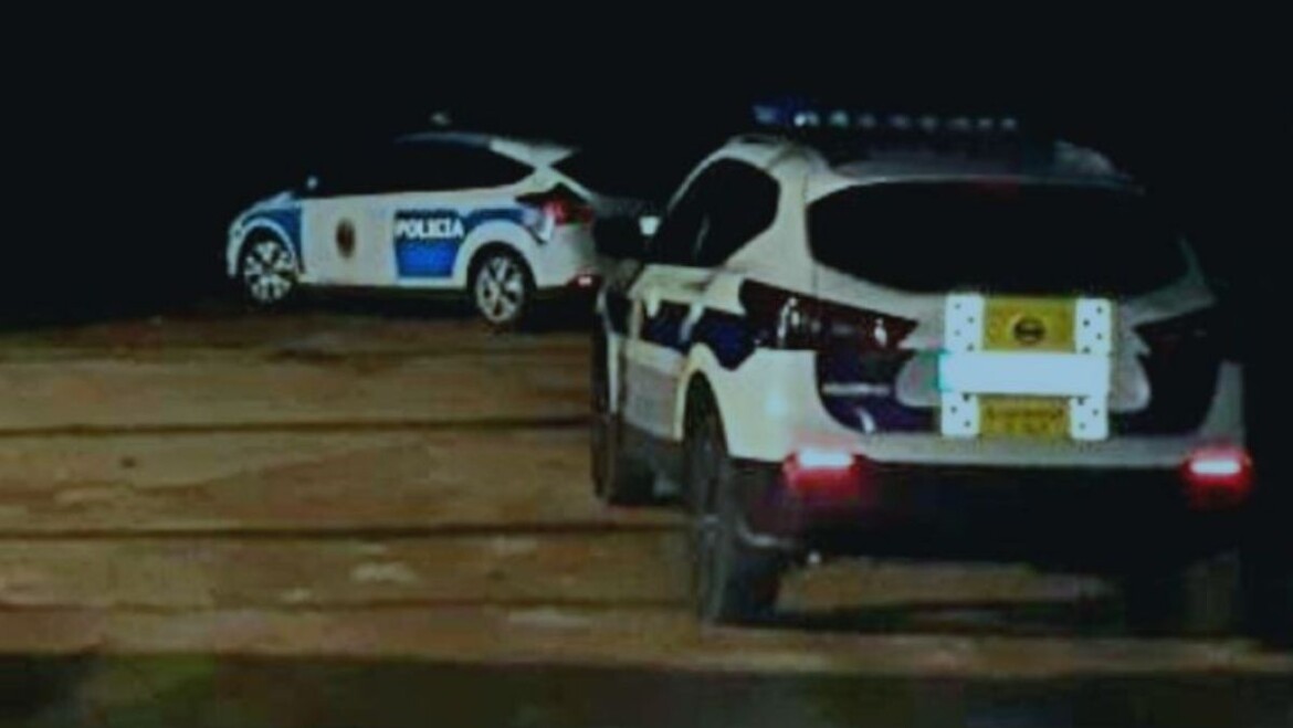 Detingut per robatori amb força en una casa de camp de la partida de l’Altet