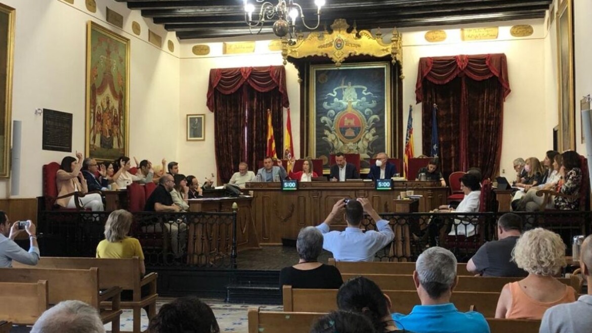 El Pleno saca adelante el Plan de Movilidad Sostenible de Elche, que prevé reducir en un 50% las emisiones contaminantes para 2030