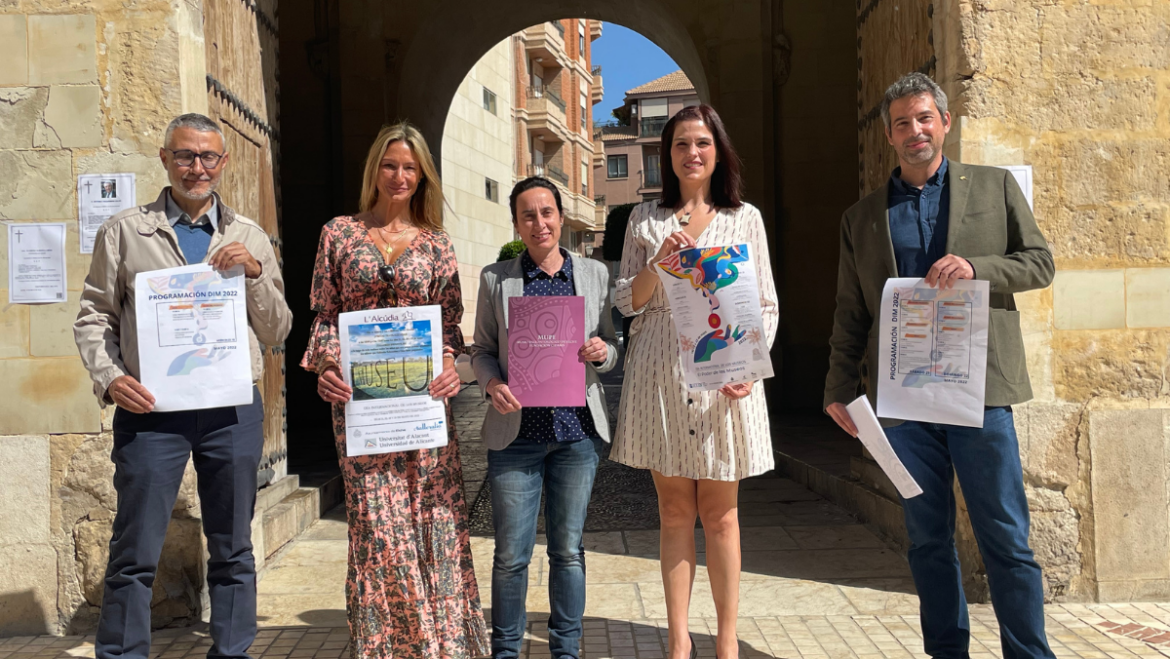 Jornades de portes obertes, visites guiades i tallers per a mostrar ‘El poder dels museus’ il·licitans