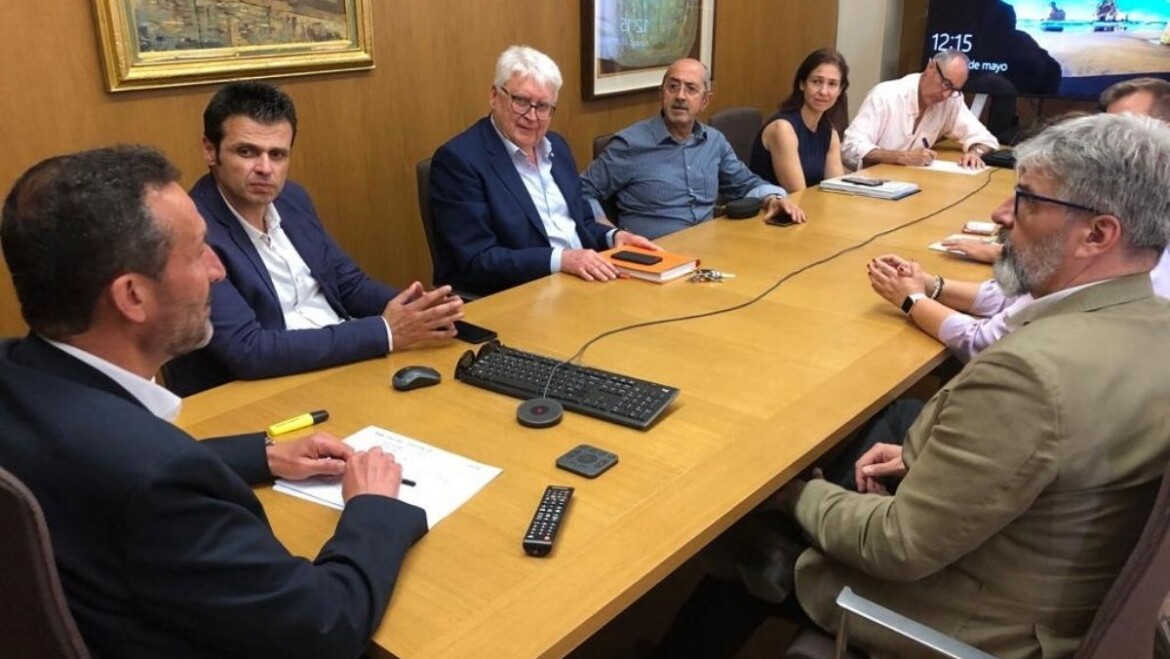 L’Ajuntament estudia amb la Comunitat de Propietaris del Polígon de Carrús la modernització de l’àrea industrial