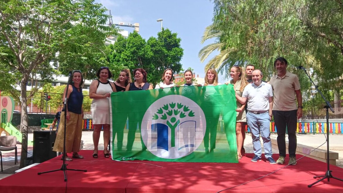 El Ayuntamiento muestra su apoyo a los proyectos medioambientales de los colegios Sanchis Guarner y La Devesa