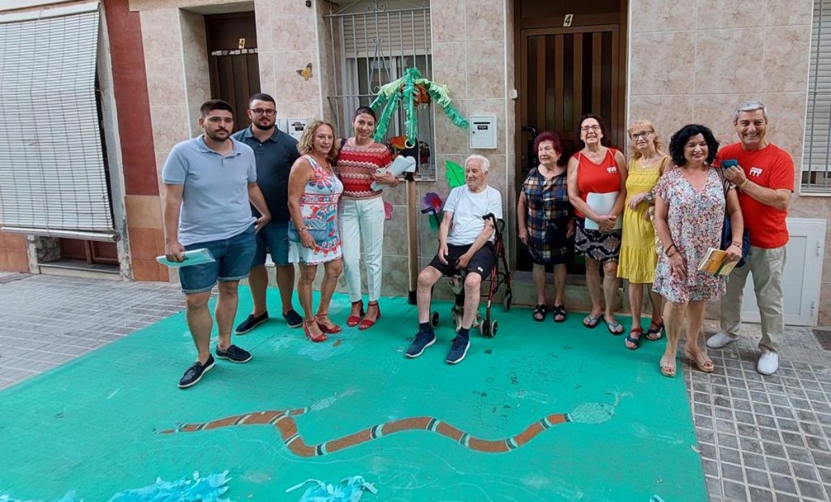 Calles engalanadas Raval Elche (11)